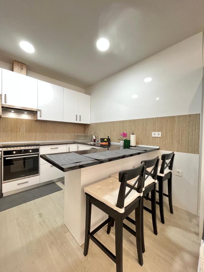 Acogedor Infanta Mercedes Apartment Madrid Ngoại thất bức ảnh