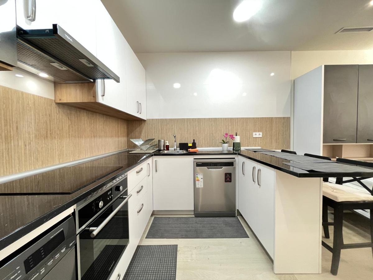 Acogedor Infanta Mercedes Apartment Madrid Ngoại thất bức ảnh